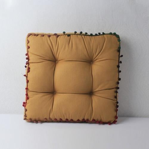 مخدة قماش مربع