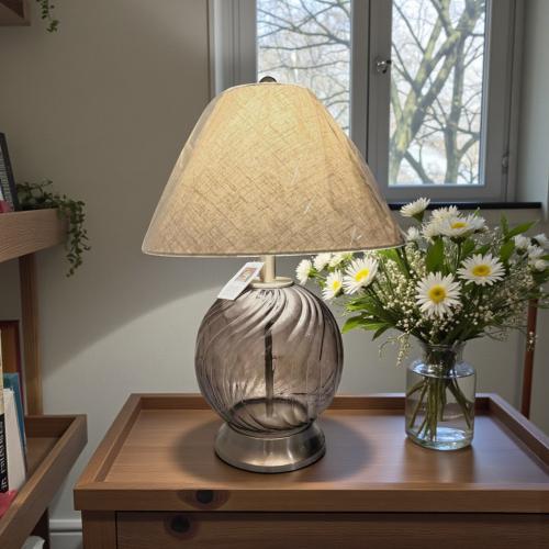 أباجورة كهربائية