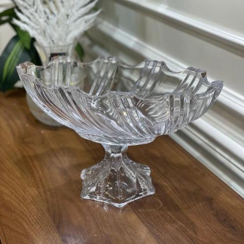 صحون حلا زجاج بقاعدة