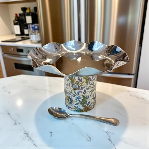 ًصحن استيل بقاعدة