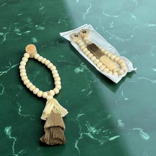 مسبحة خشب ديكور