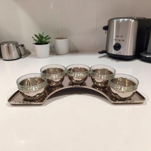 طقم تقديم 6 صحون زجاج استيل فضي وردة