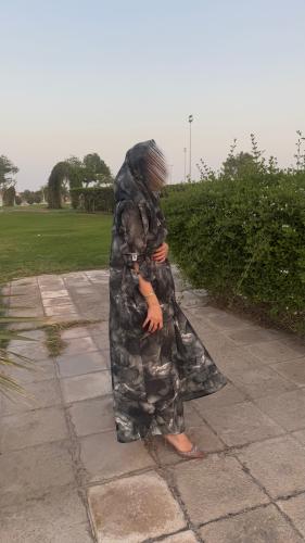 عبايه نص كلوش مع طرحه