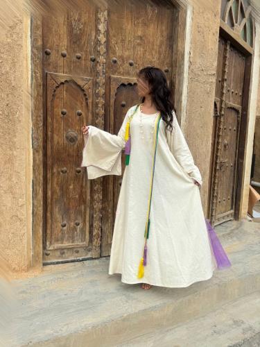 جلابية لينن بيج مع خيوط ملونة مرينة بتل من الجانبي...