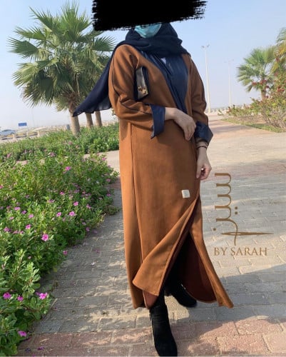 عباية شامواة مع جلد كحلي