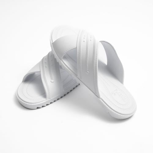 Madas White X