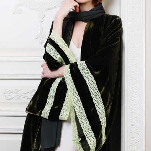 Love & Lace Green velvet x delicate lace