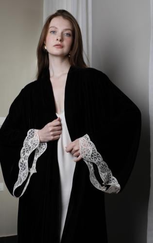 Love & Lace Brown velvet x beige lace