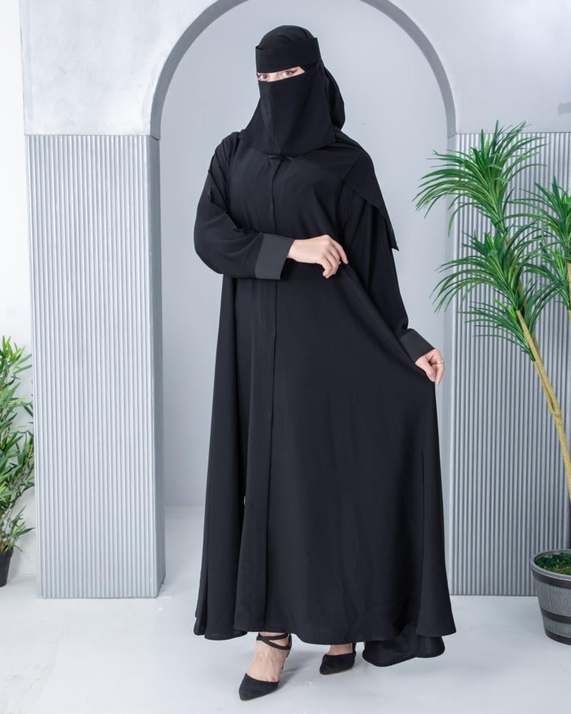 أفضل العبايات للقصيرات