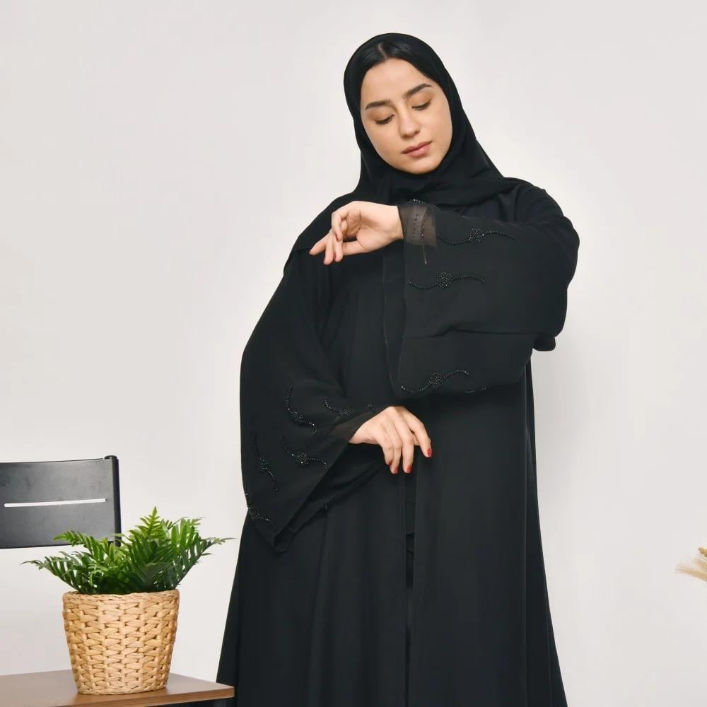 عبايات خروج أنيقة