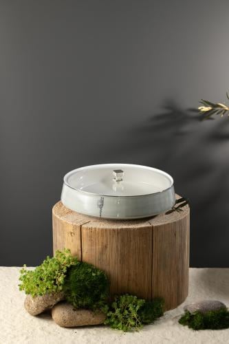 علبة حلويات من مجموعة لقاء - رمادي و فضي