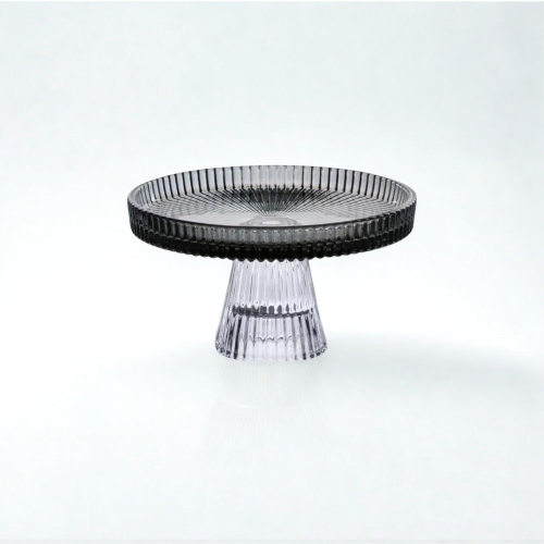 طبق تقديم زجاج بقاعدة