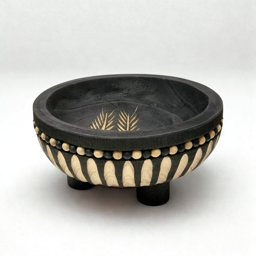 طبق تقديم خشبي