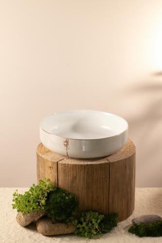 صحن تقديم السلطة من مجموعة لقاء - بيج و ذهبي