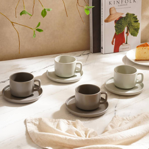 طقم 4 أكواب مع الصحون