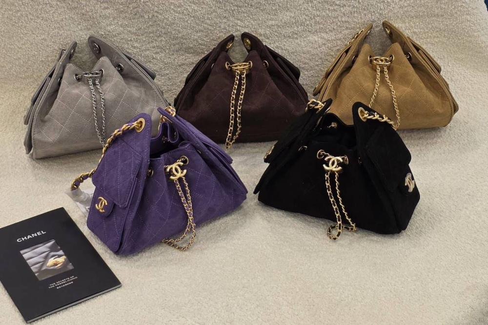 شنطه شانيل 22 cm