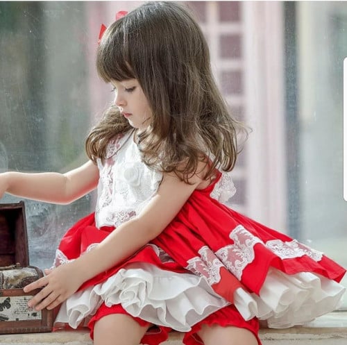 فستان احمر بطبقتين كلوش