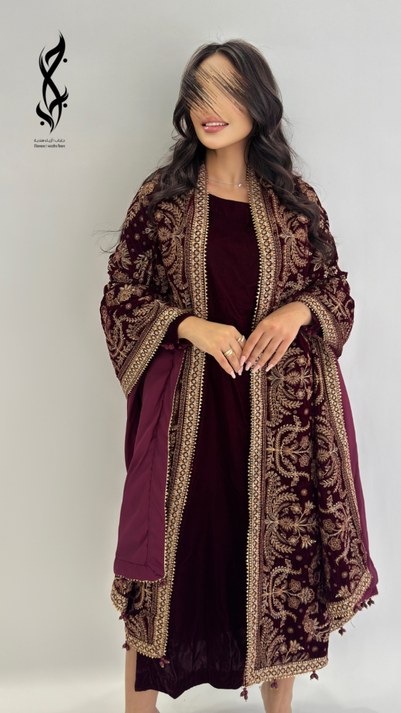 جلابية الياقوت مخمل ماروني بشال فاخر