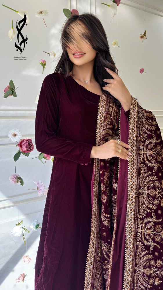جلابية الياقوت مخمل ماروني بشال فاخر
