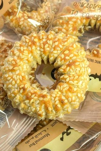 عدد 30 كرتون معمول تمر اساور حبات