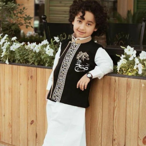 سديري قوتشي اسود قيطان