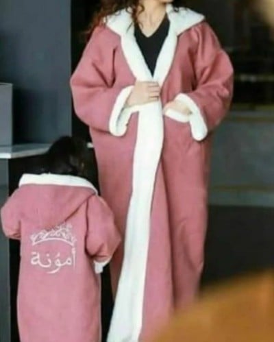 فروه الأم والبنت زهري