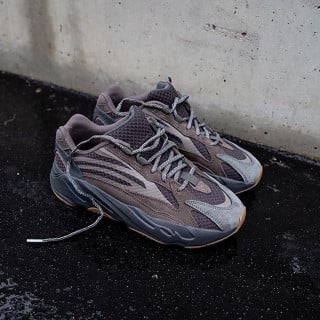 Adidas yeezy boost 700 geode