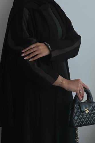 W16