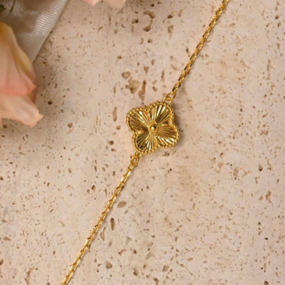 اسوارة VC وردة