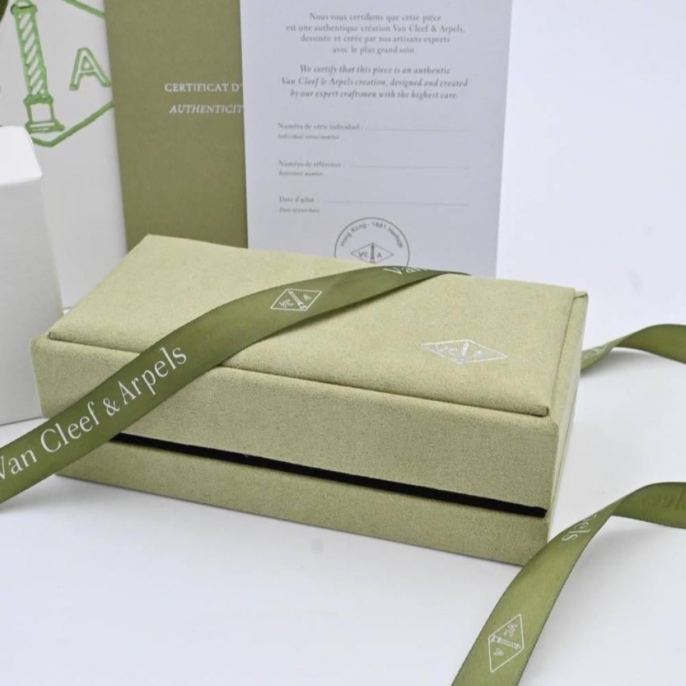 اسوارة VC وردة