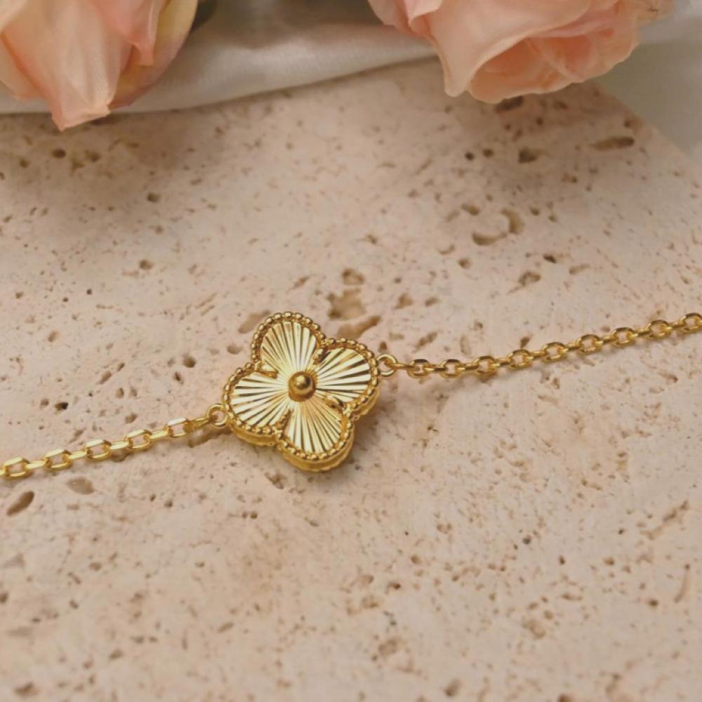 اسوارة VC وردة