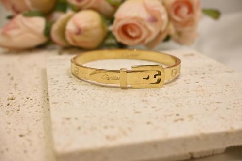 اسوارة ذهبية C