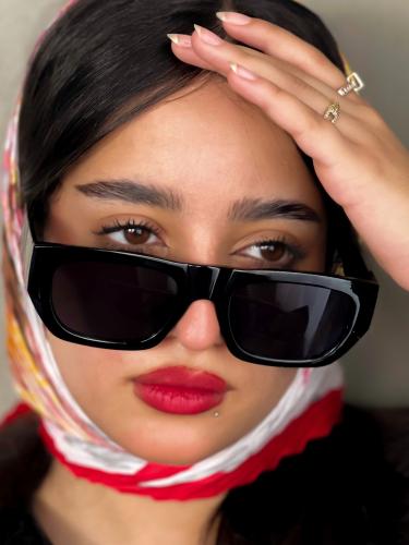 نظارة شمسية نسائية سكوير انيقةِ}