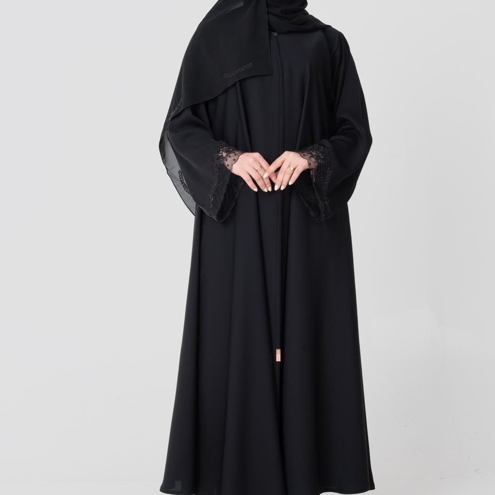 عباية كلوش من الحرير الناعم