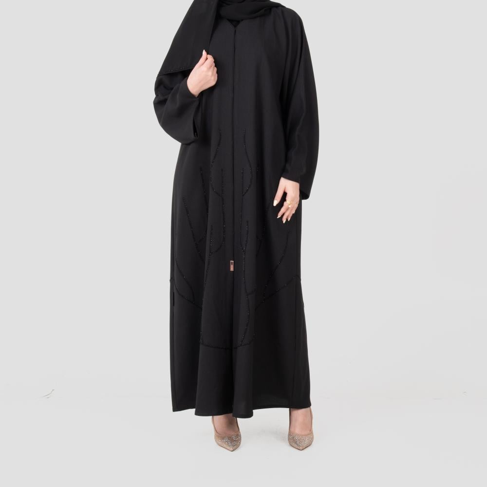 عباية مطرزة من الكريب