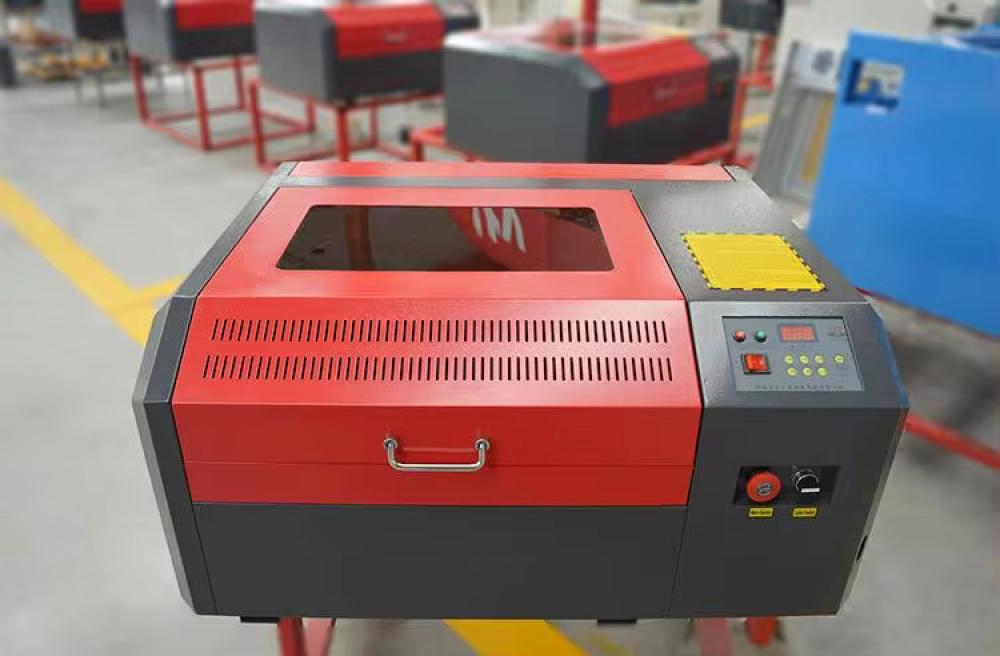 LASER ENGRAVING MACHING (WER 40 X 40-M3-X-50W)
