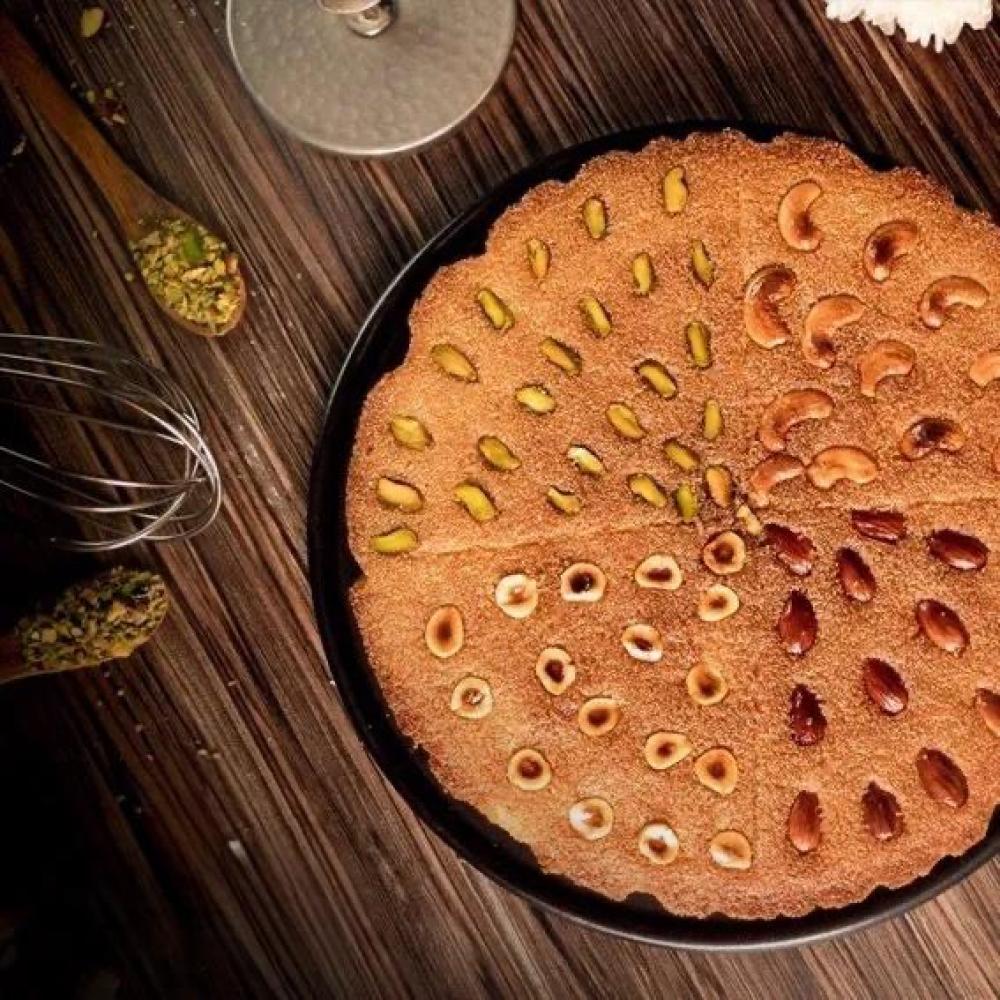 طقم صينية بسبوسة وبيتزا  4 قطع تيفال ( 26 ، 28 ، 30 , 32 سم )