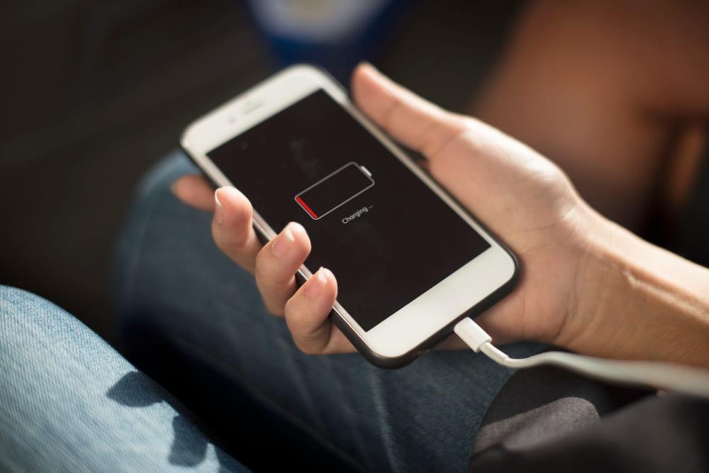 سبب نزول صحة البطارية بسرعة - حلول فعالة لمشكلة انخفاض البطارية