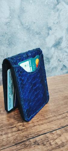 محفظة بطاقات جلد بايثون أزرق ملكي