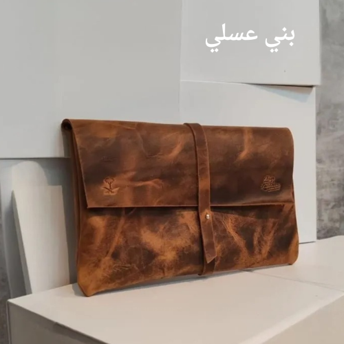 مني باوتش جلد طبيعي