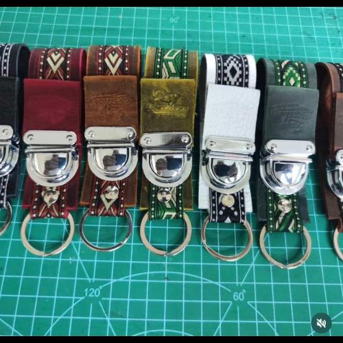 ميداليات موديل جديد