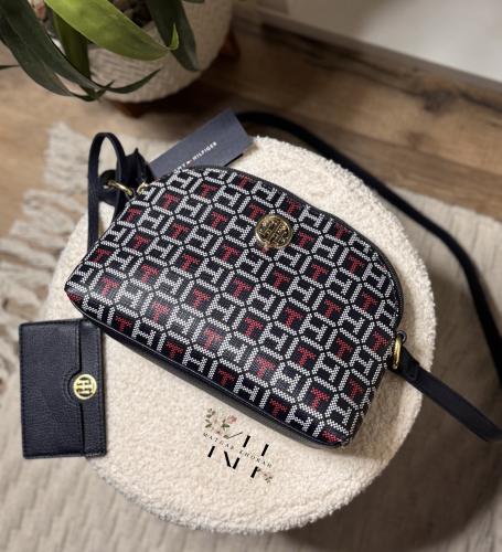 شنطة كروس Tommy Hilfiger مع كارد هولدر