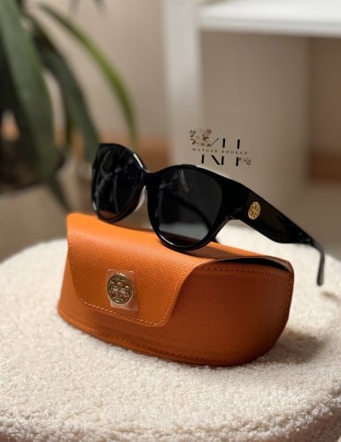 نظارة tory burch أسود