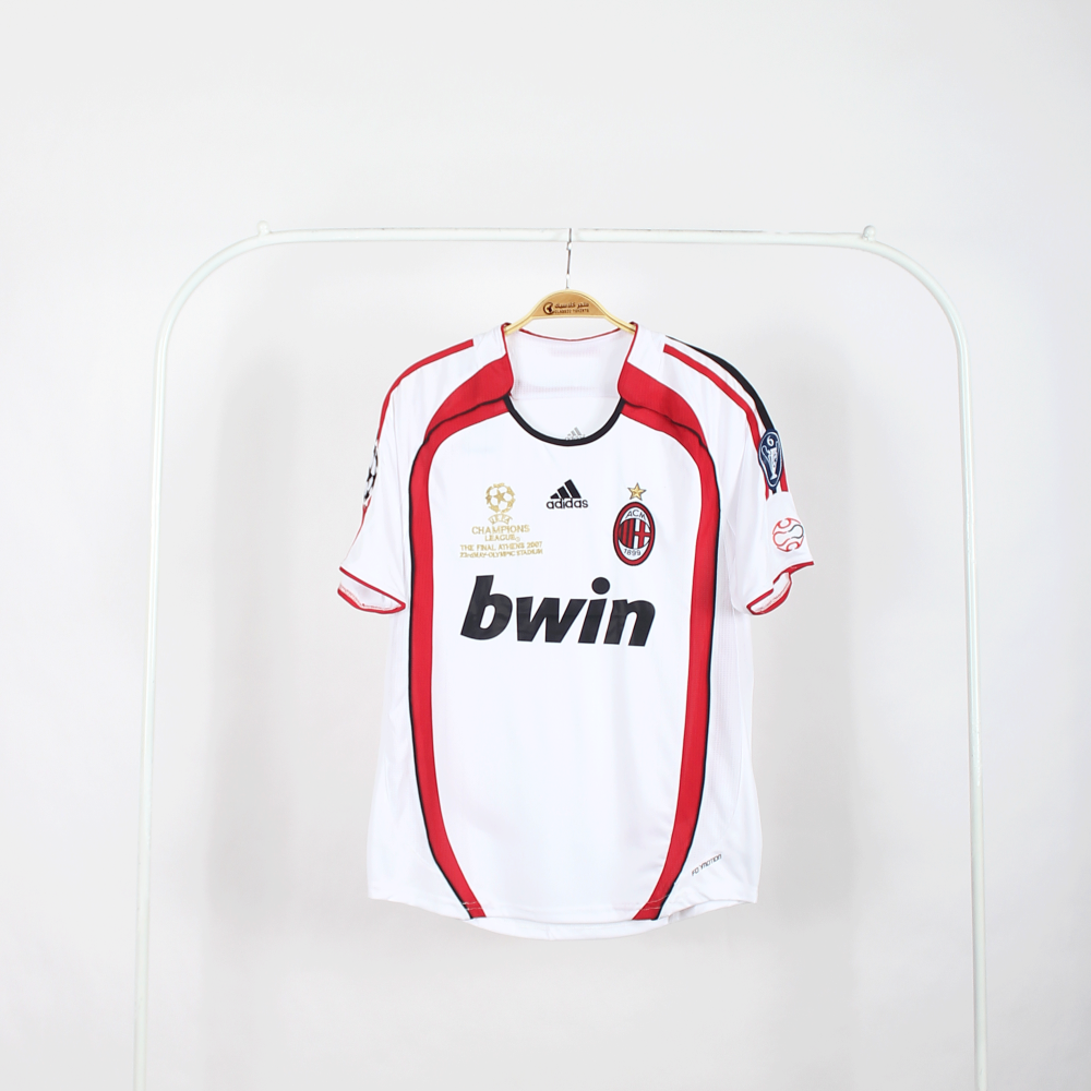 تيشيرت ميلان 2007 ابيض كلاسيك