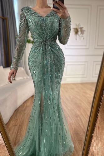 Green long sleeve dress