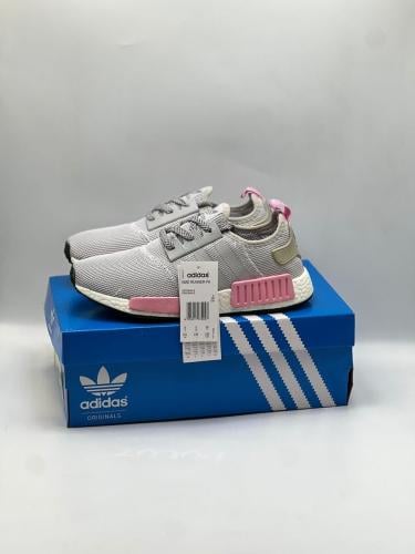 كاجوال اديداس adidas Ultraboost