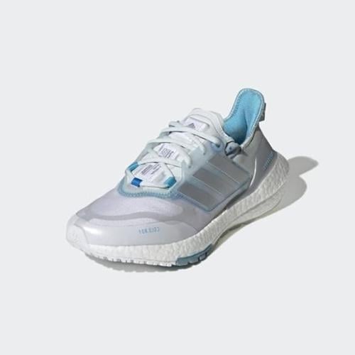 كاجوال اديداس adidas Ultraboost