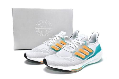 حذاء Adidas UltraBoost 22