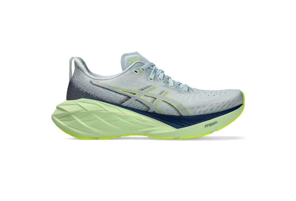 حذاء ASICS Novablast 4