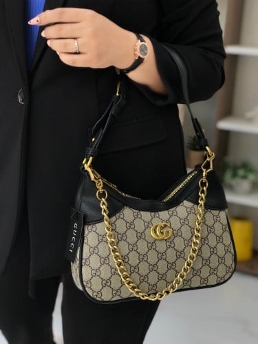 شنط نسائية